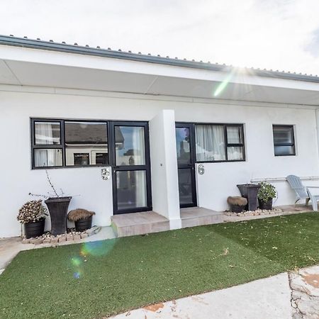 Cashmere Suites Port Elizabeth Buitenkant foto