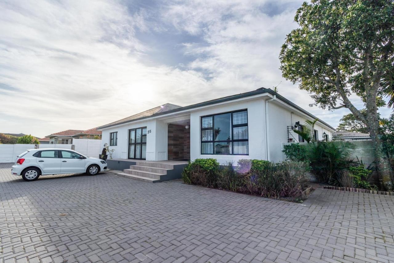 Cashmere Suites Port Elizabeth Buitenkant foto