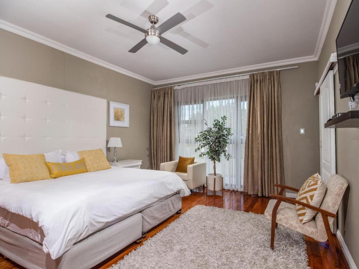 Cashmere Suites Port Elizabeth Buitenkant foto